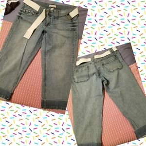 White/black stretch capri jeans